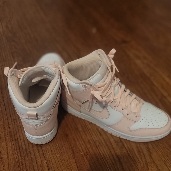 Nike Dunk High "Crimson Tint" Women's High-Top Sneakers - Light Pink and White - Picture 2 of 2